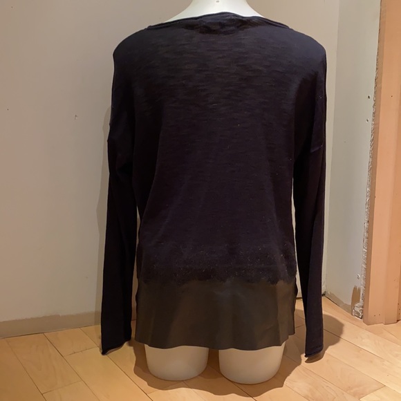 Danier Leather Sweater, SIZE LARGE - Picture 2 of 4